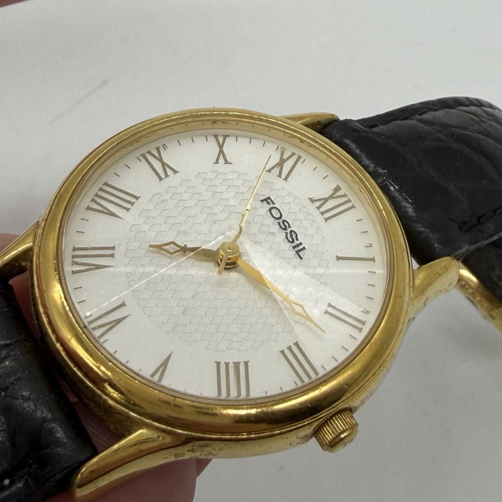 VTG‎ Fossil Women's Faceted Crystal Prism Watch Gold Tone Roman Numerals Black - Picture 2 of 7